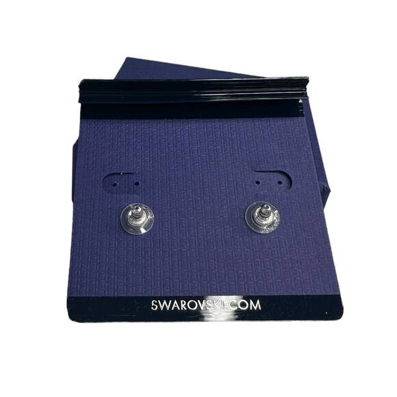 Swarovski Magic stud earrings Snowflake, White, Rhodium plated - Picture 5 of 6